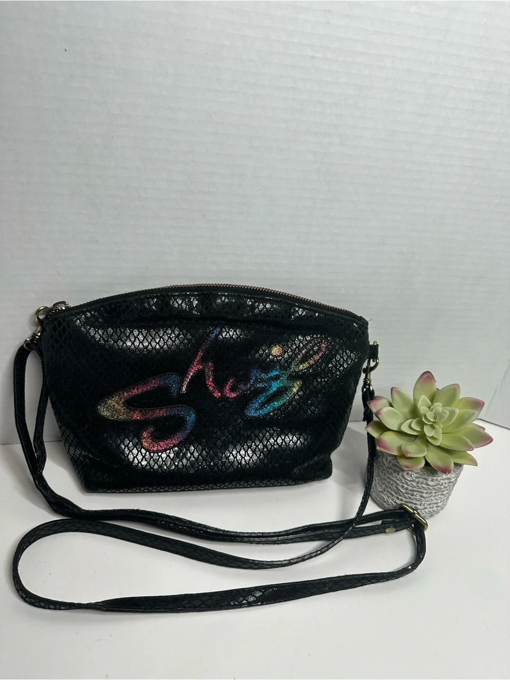 Sharif compact black